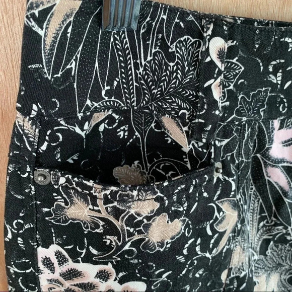 **NEW Olsen Europe Floral A-Line Skirt W/Pockets - Picture 5 of 12